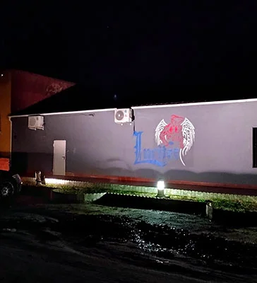 Fachada de lucifer liberal