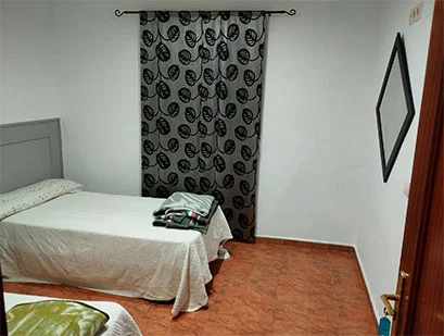 Habitación de dos camas en Lucifer Liberal